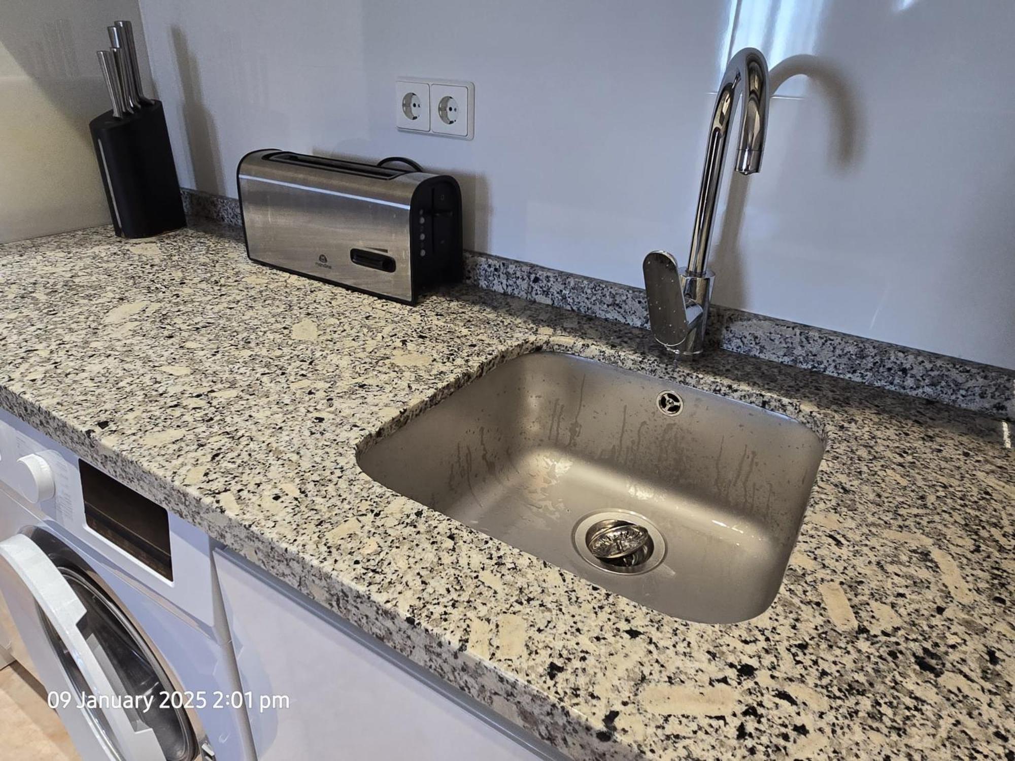 Benal Beach Apartments Malaga Exterior photo